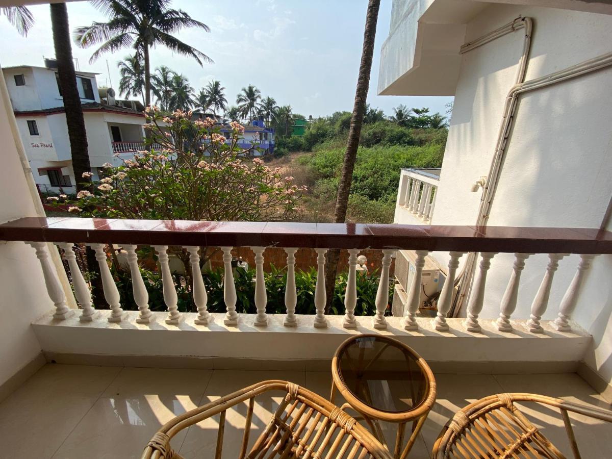 Shanu'S Seaside Inn - A Guesthouse, 100 Metres To Candolim Beach Exterior photo